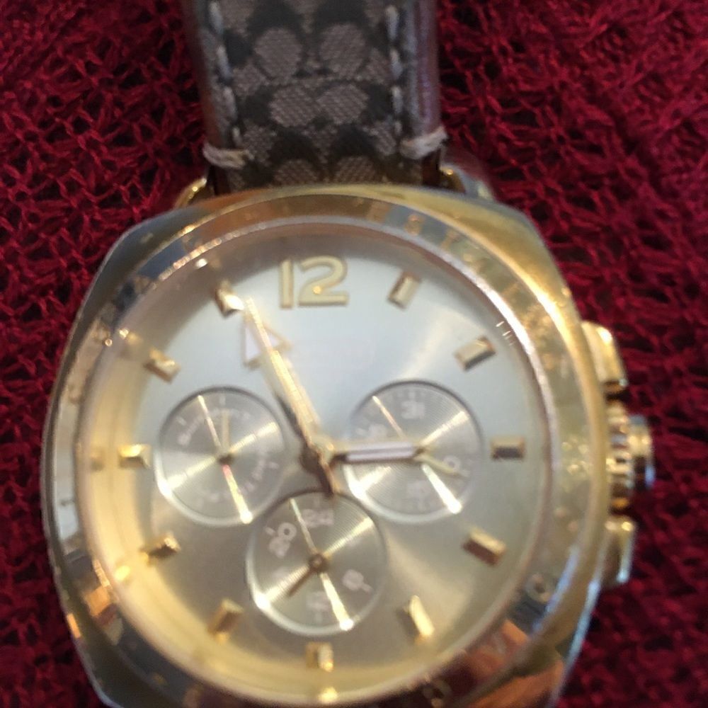 Authentic Coach Large Face Style Watch - Picture 3 of 10